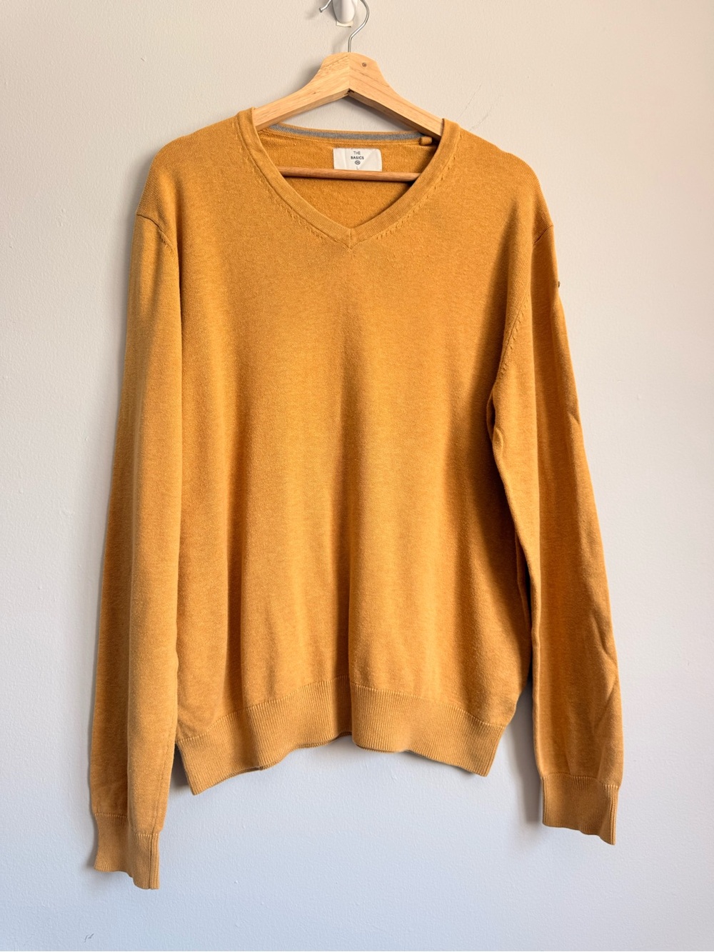 C&A The Basics Men’s V-Neck Cotton Sweater Mustard Yellow Gold Size L Knit